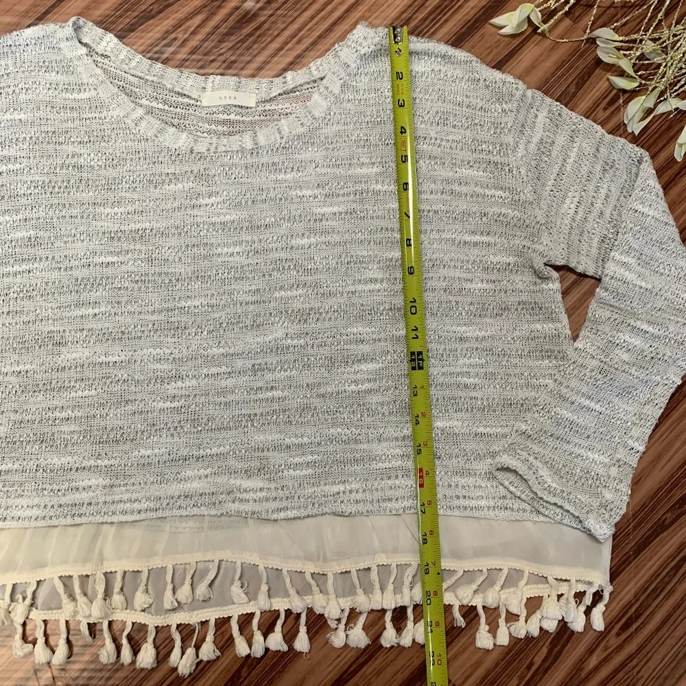 Lush by Anthropologie, Lightweight Knit Crop Top with Tassel Hem, Large - Picture 8 of 8